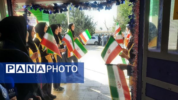 نواخته شدن زنگ «شور عاطفه‌ها» در مدارس کهگیلویه‌ و‌ بویراحمد