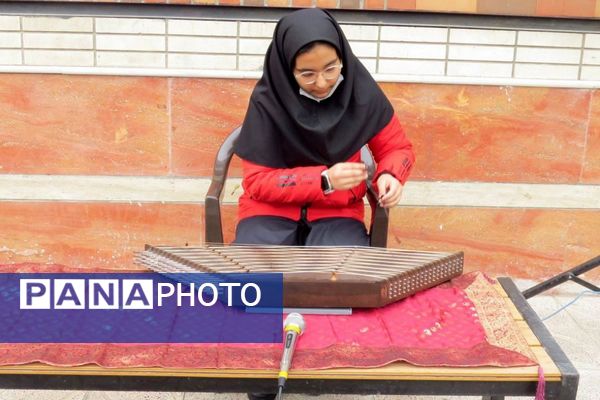 مراسم هفته پژوهش در دبیرستان بانو عفت آهنگری شهرری