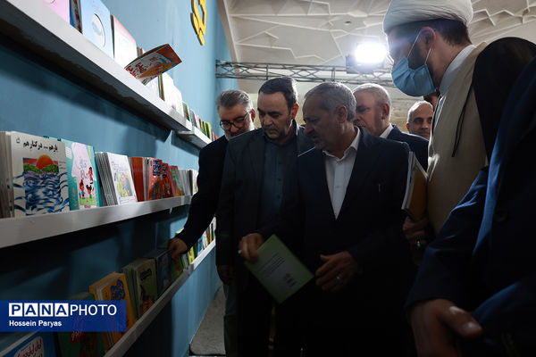 بازدید وزیر آموزش و پرورش از سی‌وششمین نمایشگاه بین‌المللی کتاب تهران 