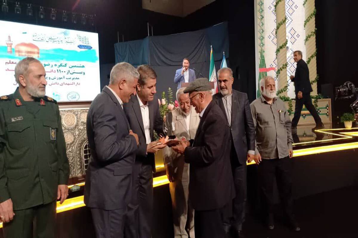 برگزاری کنگرههای شهدا یعنی مسیر و هدف شهدا ادامه دارد