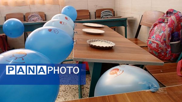 جشن آب‌‌ در‌ دبستان‌ شهید‌ دیالمه‌