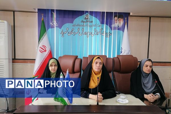 نشست فعالین پانا شهریار با مدیر جدید اداره آموزش و پرورش