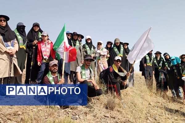 دومین روز از اردوی تربیت مربی تشکیلاتی سازمان دانش‌آموزی ناحیه ۷ مشهد