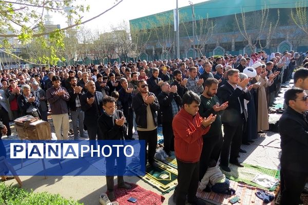 اقامه نماز عید فطر در شهرستان بجنورد 
