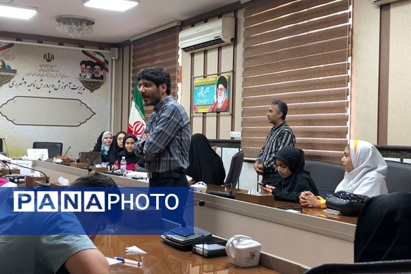 کارگاه‌های آموزش تکمیلی خبرنگاری با همکاری بسیج دانش‌آموزی در ناحیه 2 شهرری 
