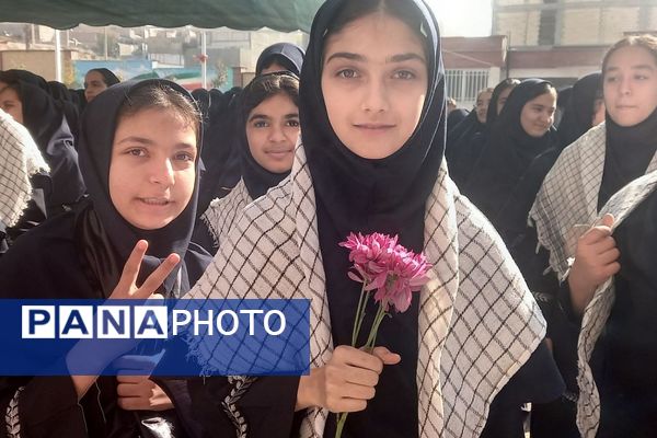 دبیرستان شادروان اخترصدوقی در سوگ مادر دو عالم