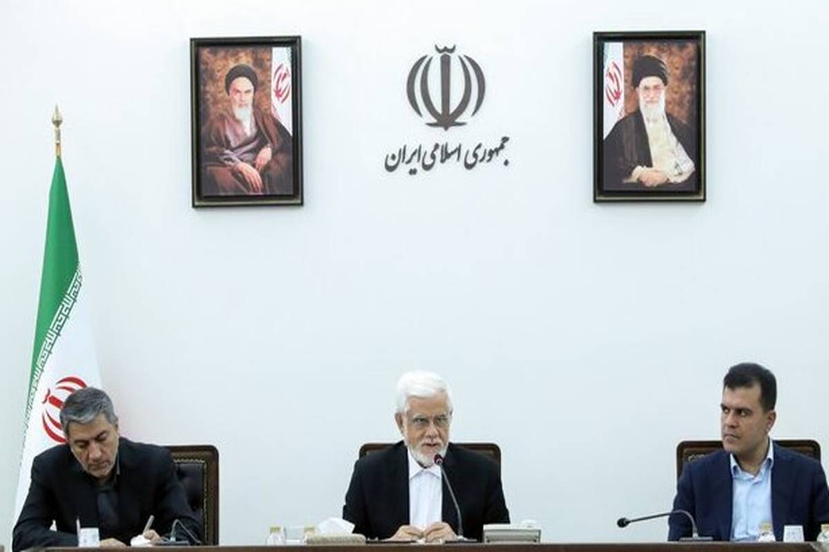 عارف: از اقدامات کوتاهمدت و رقابتی در حوزه امنیت فضای سایبر پرهیز شود