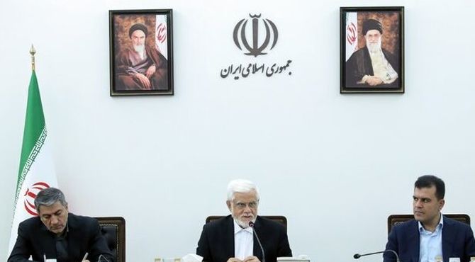 عارف: از اقدامات کوتاه‌مدت و رقابتی در حوزه امنیت فضای سایبر پرهیز شود