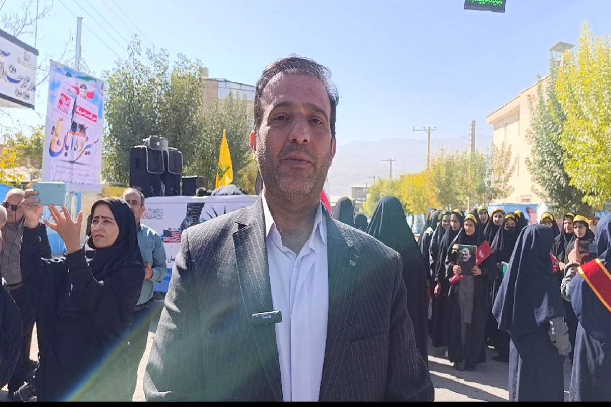 دانش‌آموزان امروز، نسل مسئولیت‌پذیر و آینده‌ساز فردای ایران هستند
