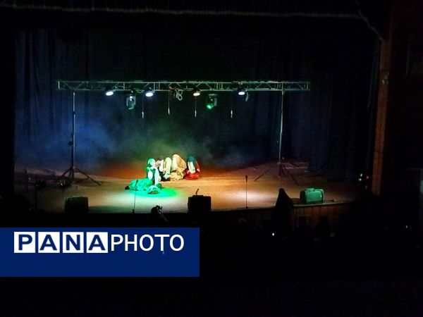 نمایش دختران آفتاب؛ دخترانی که راوی کربلا شدند