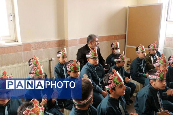 شکوه شب یلدا در مدرسه پیامبر اعظم (ص) فیروزکوه