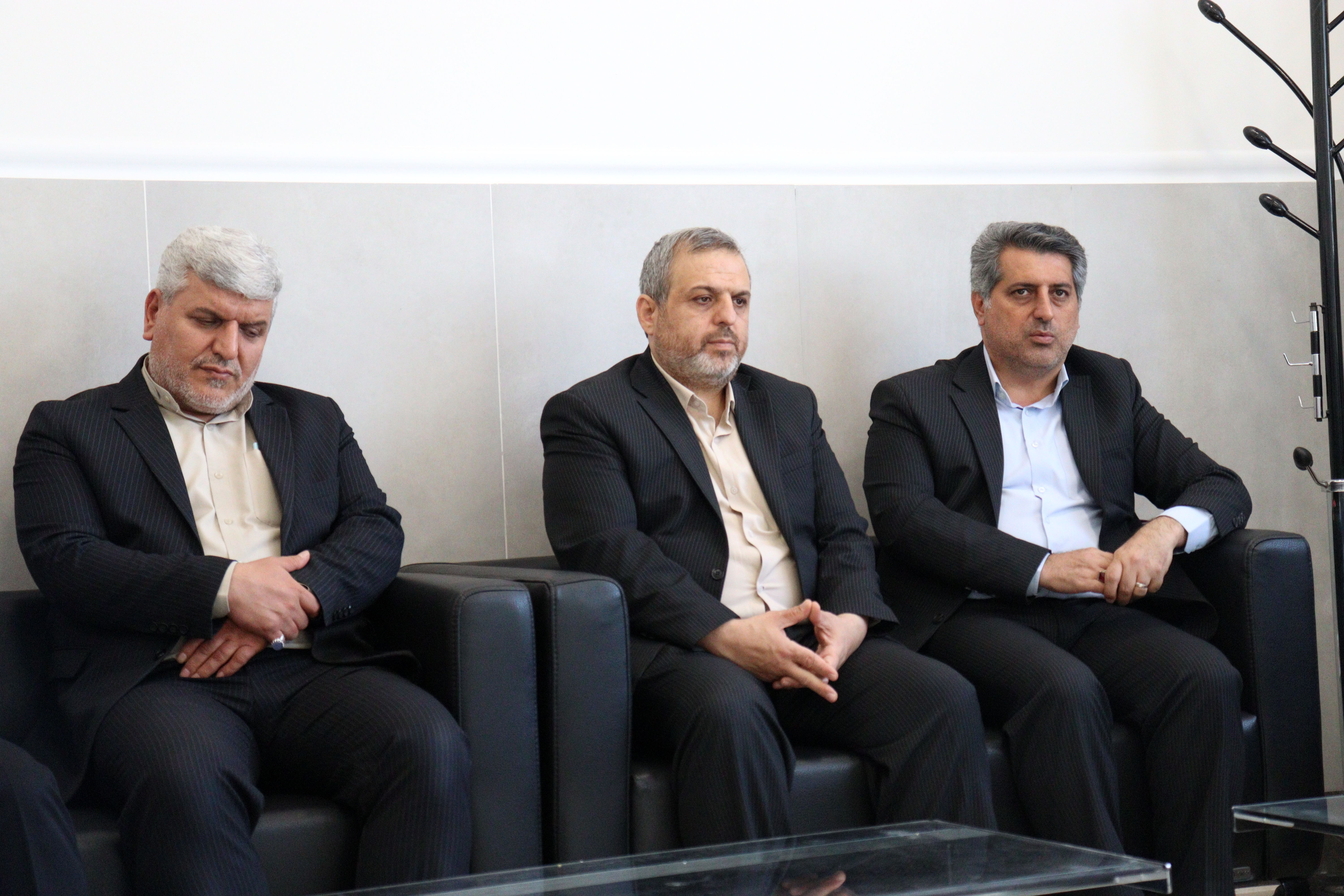 بیش از چهل نشست ریاست جمهوری و دولت با محوریت آموزش و پرورش فرصت مغتنمی برای جامعه فرهنگی کشوراست.