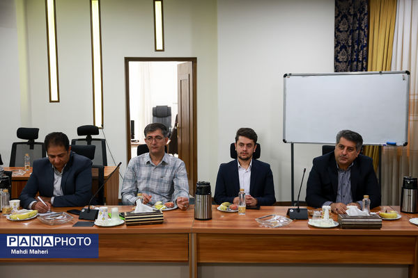 بیست و پنجمین فراخوان ملی پرسش مهر ریاست جمهوری