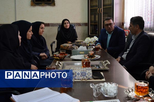 فرصتی برای کشف دنیای جدید در کارگاه نویسندگی و کتابخوانی