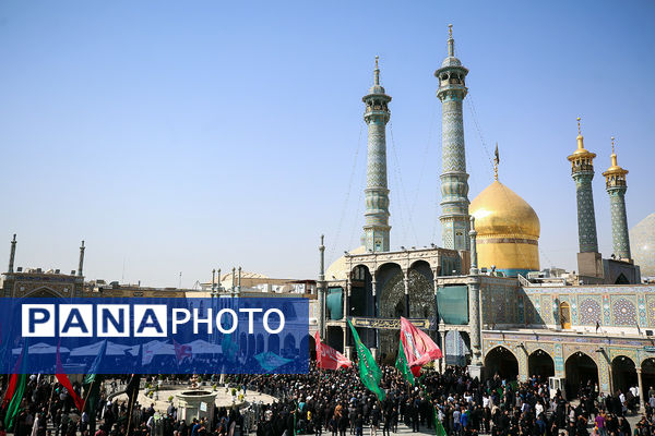 دسته عزاداری خادمان حرم حضرت معصومه(س) در سالروز رحلت ایشان