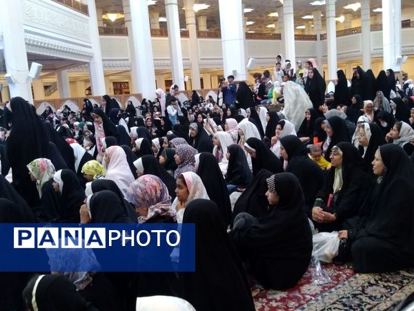 شادپیمایی و تجمع بزرگ دختران فاطمی در سومین حرم اهل بیت(ع)