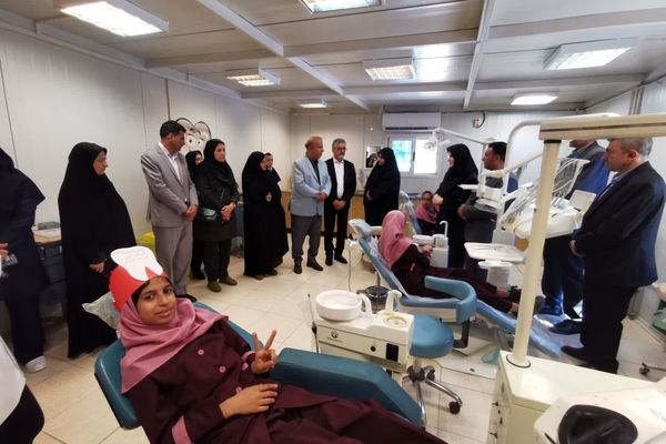 آغاز پویش ملی سلامت دهان و دندان دانش آموزان در مدارس ابتدایی استان فارس