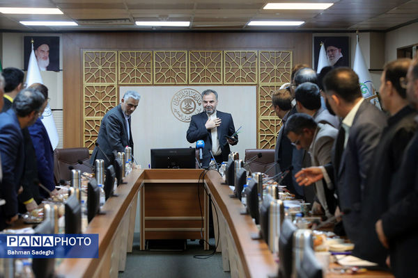 نشست هماهنگی، توجیهی و آموزشی روسای ادارات قرآن، عترت و نماز استان‌های سراسر کشور