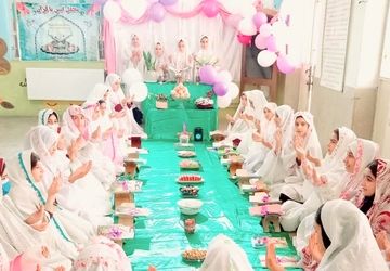 جشن قرآن در دبستان شیخ کلینی ۲