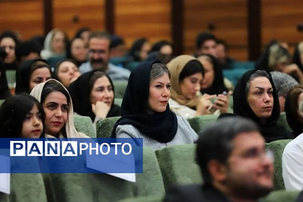 آیین بزرگداشت مقام پرستار و شهدای سلامت در شهرستان ری