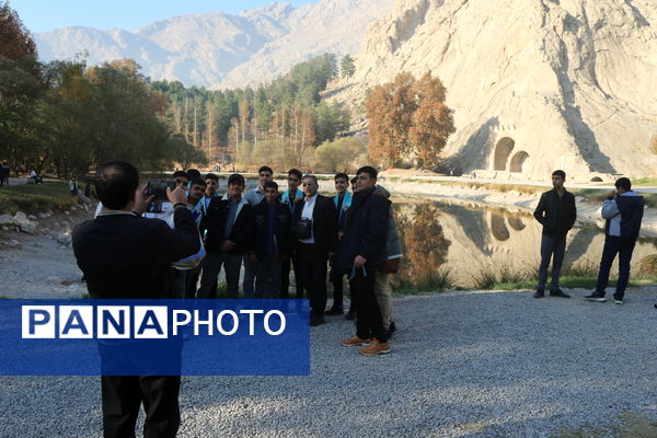 روز دوم حضور دانش‌آموزان عمره‌گزار در کرمانشاه