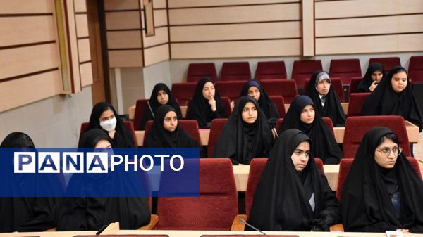 برگزاری جلسه آشنایی با کمیته دانش آموزی پدافند غیرعامل در اداره آموزش و پرورش ناحیه یک مشهد 