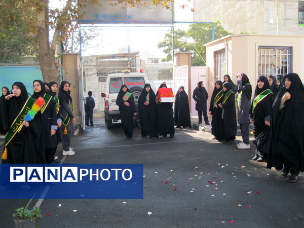دبیرستان سردار شهید قاسم سلیمانی میزبان شهید گمنام شد