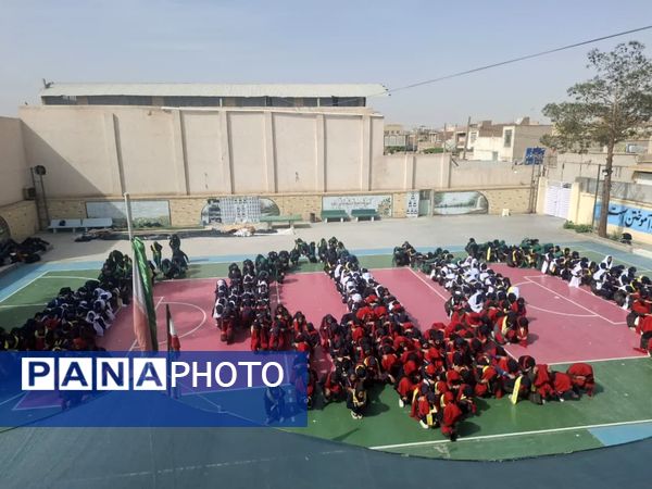 بازدید مدرسان کشوری سازمان دانش‌آموزی از دبیرستان تمام تشکیلاتی عفت
