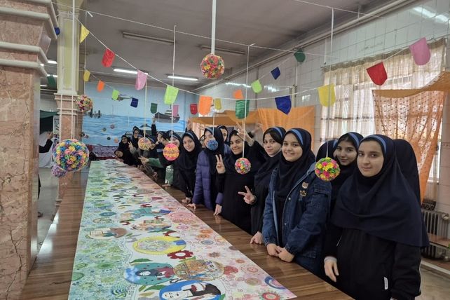 هفته ماها، فرصتی برای درخشش استعدادهای هنری دانش‌آموزان دبیرستان شهید همت