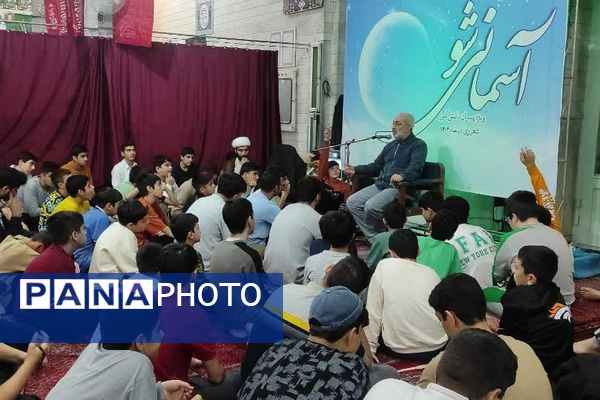 اجرای برنامه‌های متنوع برای دانش آموزان معتکف ناحیه دو شهرری 