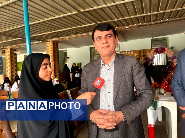 جشن شکوفهها و طنین زنگ مهر در مدرسه فاطمه الزهرا شهرستان جاسک