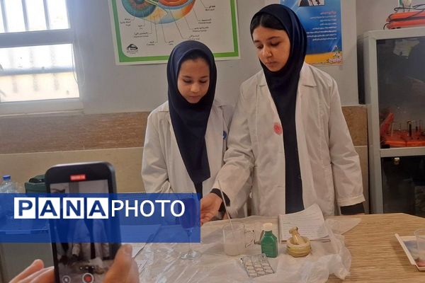 برگزاری مسابقات و درخشش نخبگان جوان در رقابت علمی دبیرستان هیات امنایی مقربی