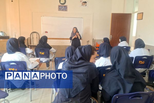 جشنواره خوارزمی فرصتی برای کشف استعدادهای دانش‌آموزان 