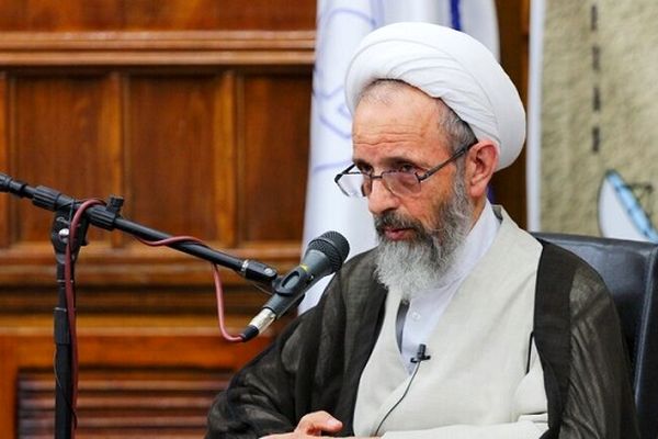 امروز بیش از هر زمان دیگر نیازمند معرفی حقیقت دشمنی استکبار به نسل جوان هستیم