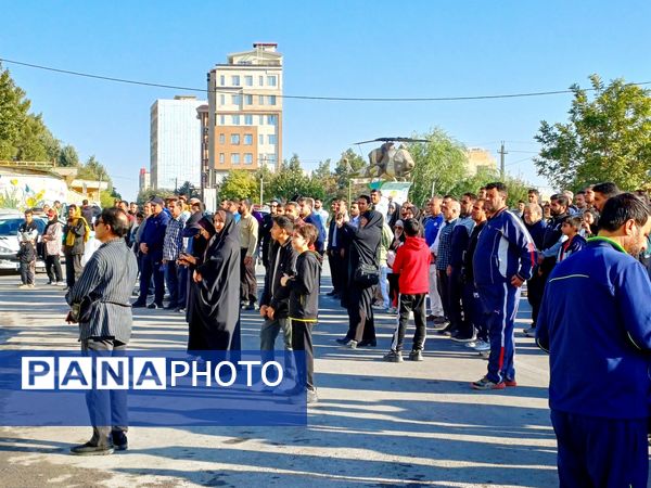 همایش پیاده‌روی خانوادگی به‌مناسبت گرامیداشت هفته نیروی انتظامی