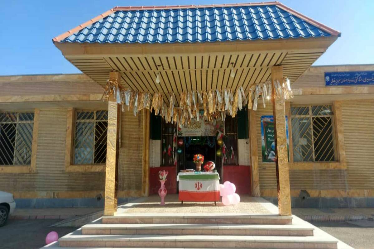 جشن شکوفهها در دبستان نسرین قدمی ۱؛ شور آغاز سال تحصیلی با همت اولیا و معلمان