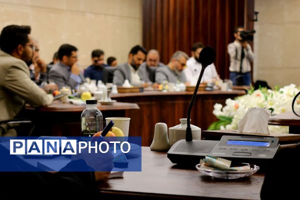 نشست خبری اتاق بازرگانی استان قم