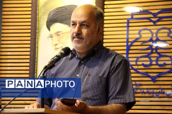 نشست ادبی «عصر دلنشین» در کرمانشاه