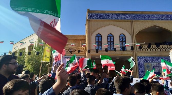 حضور پرشور آحاد مردم در یوم الله ۱۳ آبان شهر ایلام 