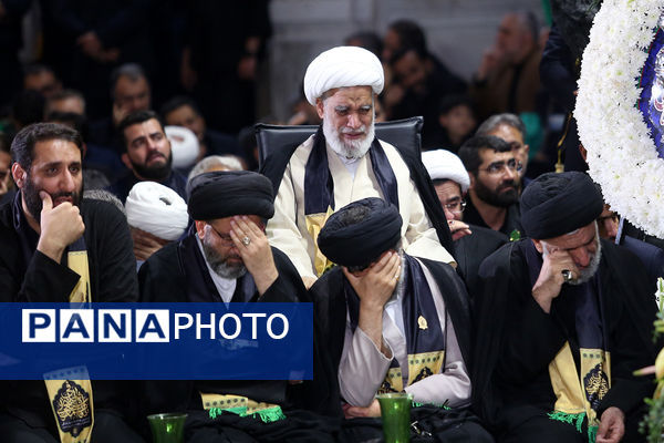 آیین شمعدان‌گردانی و خطبه خوانی شام رحلت حضرت معصومه(س)