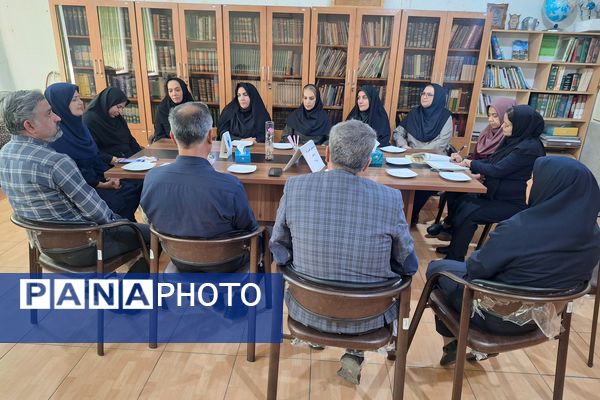 اولین جلسه هیات امنا و انجمن اولیا و مربیان دبیرستان پویش
