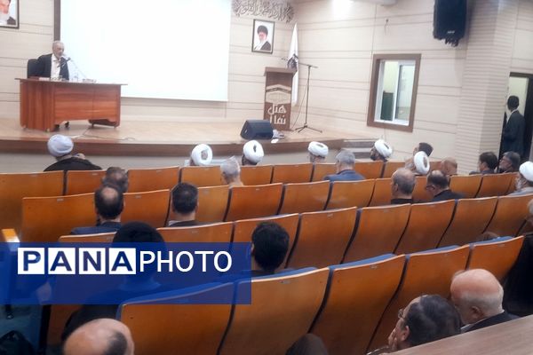 گردهمایی دبیران اقامه نماز دستگاه‌های اجرایی خراسان رضوی