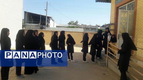 مراسم روز اول مهر ماه در دبیرستان حضرت زینب کاشمر