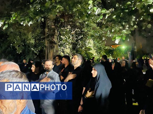 آیینی ماندگار از دلدادگی مردم محمودآباد به امام حسین(ع) در شب عاشورا