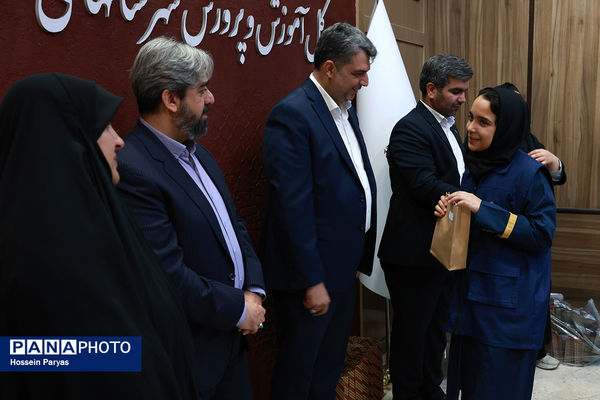 نشست صمیمی خبرنگاران پانا شهرستان‌های استان تهران با مدیرعامل خبرگزاری پانا
