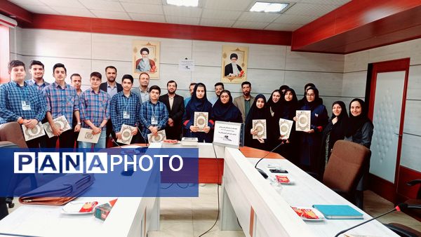 تقدیر از دانش‌آموزان برگزیده علمی‌پژوهشی در اداره آموزش و پرورش شهرستان ملارد