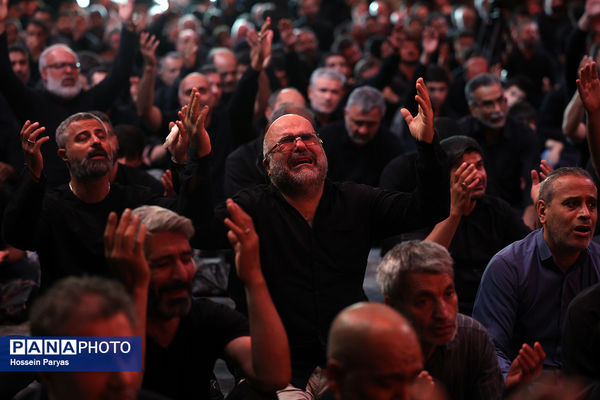 عاشورای حسینی در دانشگاه تهران