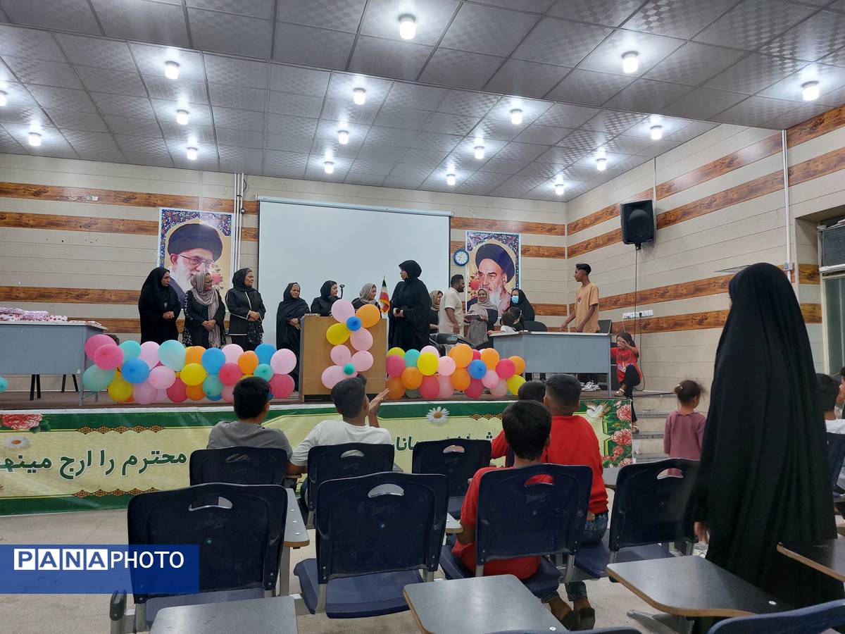 برگزاری جشن امامت مهدی موعود(عج) در سالن ایران اسلامی حاجیآباد