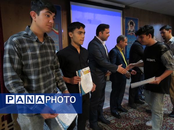 برگزاری مسابقات استانی قرآن و عترت دانش‌آموزی در بجنورد