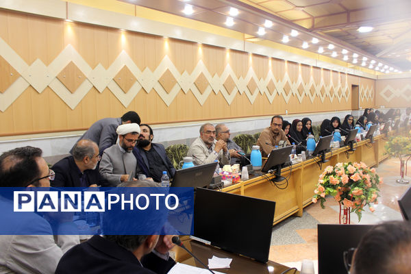 نشست خبری سرپرست اداره‌کل آموزش و پرورش قم به‌مناسبت روز معلم